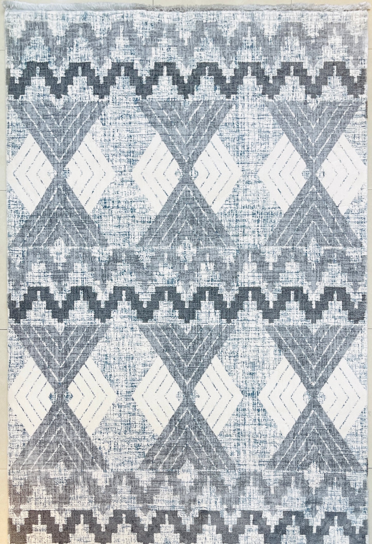 Cloudstone Rug - 156x230cm (5.1x7.7)feet